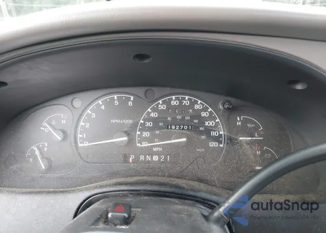 1997 Ford Explorer Eddie Bauer/Limited/Xl/Xlt from USA, damaged, VIN 1FMDU32X3VZC40174